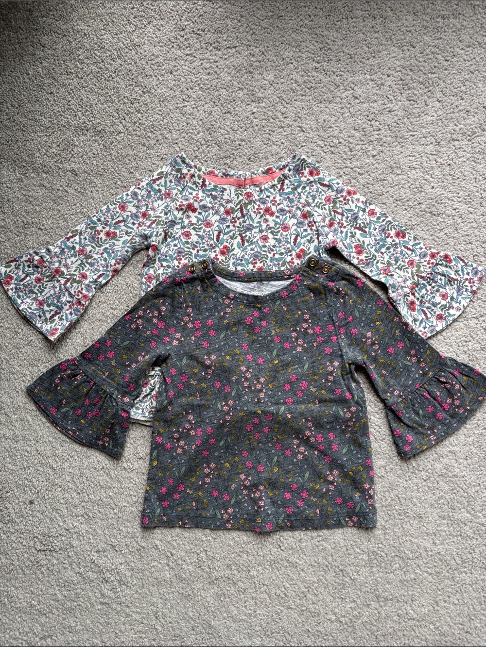 Oshkosh 3/4 bell sleeve floral knit tops - 2 pack!